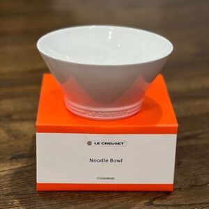 New Le Creuset Powder Pink Neo Noodle Bowl